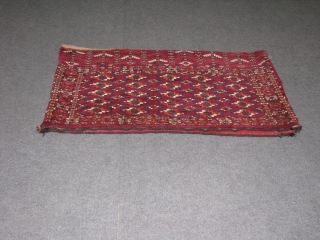 Top Piece.fantastic Turkoman Chuval(Salor?)this piece is in perfect condition.top quality wool and too many knots.it has great colours.it is a real collector piece.good luck         