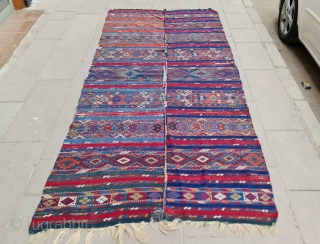 Size : 140 x 320 cm ,
East anatolia, Adiyaman (yuncu tribe).                      