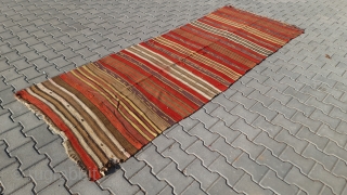 Size:115x310 cm,
Central anatolia, Cappadocia. 
Primitive rug...                           