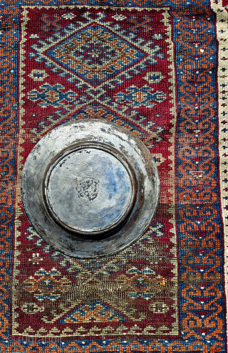 gold and silver inlay on copper background
Armenian food plate...
Circa 1845 (1261 hijri)
Approximate size; 25 cm.
arisoylarmobilya@gmail.com                  