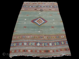 A Cal Kilim, West Anatolia, 8.7x5.5 ft (264x168 cm), 19th century.                      