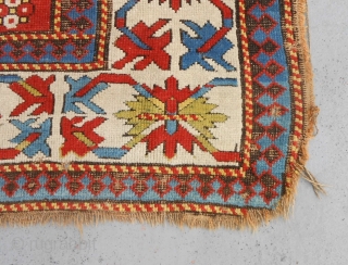 Caucasian Long Rug in original condition. Size: 4'X8'. 122X245 cm                       