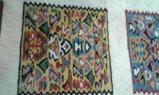 50 years old kilim with nice pattern from a private collection.
never used before.
size: 90cm width -300cm long
material: wool on wool
             