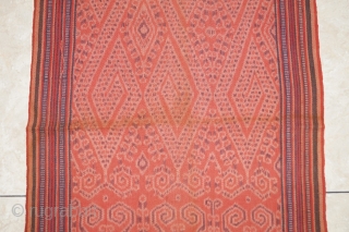 #RB020 Borneo kain kebat woman ceremonial skirt Kalimantan Indonesia, hanspun cotton natural dyes warp ikat, good condtion, early to mid 20th century, size: 113 x 53 cm      