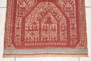 #rb032 Rare and large Red Tampan ceremonial cloth Kalianda or Jabung district Lampung south Sumatra Indonesia, Paminggir people handspun cotton natural dyes supplementary weft weave, rare with red and blue color motif,  ...