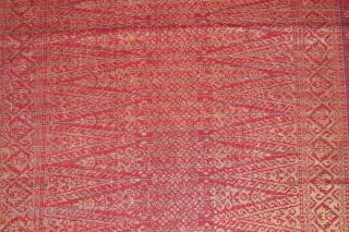 #RB 043 Minangkabau man's ceremonial sarong, Minangkabau people west Sumatra Indonesia, late 19th century, silk gold threat supplementary weft weave natural dyes, good condition with small holes please see picture detail. size:  ...