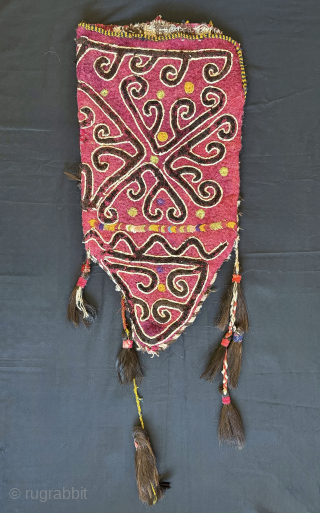 An antique Kirghiz namad / felt embroidered Ok bash, dating between late 19th century and early 1900's . These yurt / tent textiles were possibly tent pole covers for when the tribe  ...