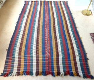 Fabulous Qashqai mowj (jajim) c.1900, in excellent condition.  254 x 158 cm / 8'4" x 5'2"                