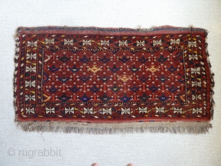 An unusual and attractive late 19th century Uzbek or Turkmen torba with silk highlights. 50 x 100 cm               