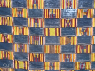 Ghana, ashanti people, "kente" textile, good condition, c. 1970, 285 x 178 cm                    