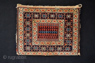 United Colors of Rare Antique Kurdi khorjin
Size 66 x 50 centimeters with  original back                  