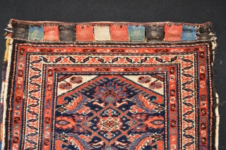 Beautiful and Colorful Kurdish Bag Khorjin from 19th century
All Vegetable derived natural colors Original  Kilim Back Please see the colors and gues which time of the 19th century this bag it  ...