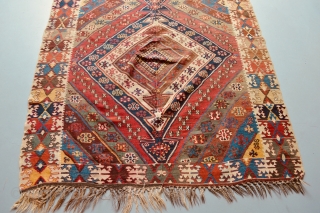A music for the eyes Anatolian Antique Kilim made from two compotents
Very decorative and ready to use...                