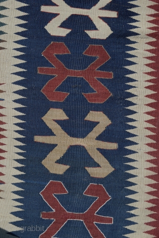 Caucasian Kazak Kilim, Circa 19th Century(some place had been repaired)
size:246x178 Cm
8'4"x6"                      