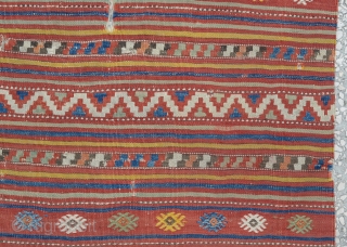  Denizli (çal) kilim in West Anatolian fragment rug Circa:1900
Size:235 x 130 Cm
7'9"x 4'3"                   