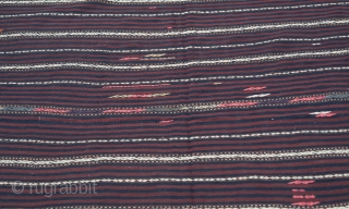 West Anatolian Balıkesir ( YüncÜ ) Kilim Rug- metal thread highlights.Size:205 x 157 Cm
6'9"x5'2"                   