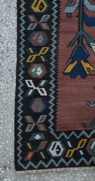 antique Karabag kilim,great condition Size:146 x 231 Cm
4'10" x7'9"                        