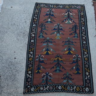 antique Karabag kilim,great condition Size:146 x 231 Cm
4'10" x7'9"                        