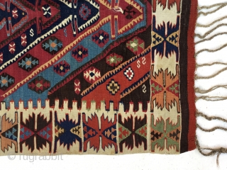 East Anatolian Kilim Rug 
End of 19th Century 
Size:130X102cm / 4’4”X3’4”                      