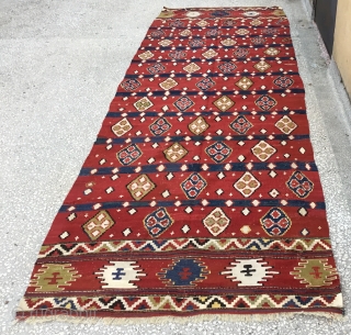  Mediterranean region (Varsak) Antalya Kilim
Size:120x330Cm
      :3'10x10'10"                     