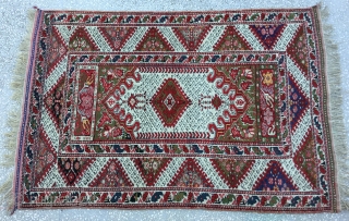 West Anatolian Gordes Rug,beginning of 20th Century 
Size/124x185Cm /4’1x6”                        