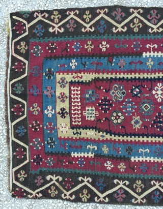 South-East Anatolian Reyhanlı kilim or Aleppo? 19th Century
Size:164x88cm / 5'4"x2'11"                       