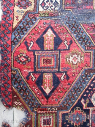 Sarkisla kurdish rug, 310 x 140 cm. Outstanding colour, blue weft, extensive off-set knotting. Battered and worn, but intact and restorable. Only four other examples of this type are recorded in carpet  ...