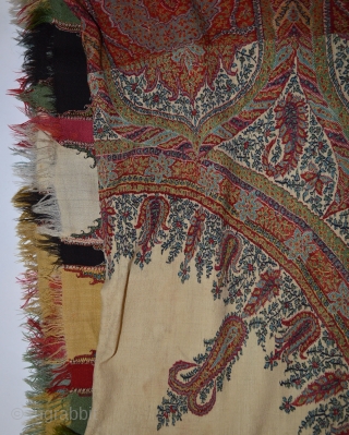 A  19th century High Sikh period Kashmir shawl                        