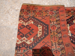 Beautiful jalor with all good natural colors good age and shining wool,all original.Size 4'*1'6"..E.mail for more info and pics.              