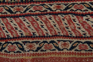 Very Fine Senneh Boteh Gul Kilim
Size:5'10" X 4'6"                         