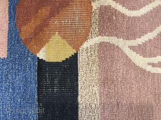 SOLD 
vintage art deco carpet, Size	12 x 9 ft

                        