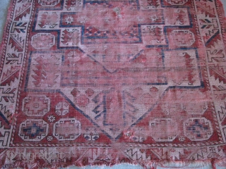 Bergama rug (western anatolia)from second half 19th century. Size: 158 x 128cm - 5.18ft x 4.20ft. To visit my other collections, https://www.etsy.com/your/shops/KILIMSE           