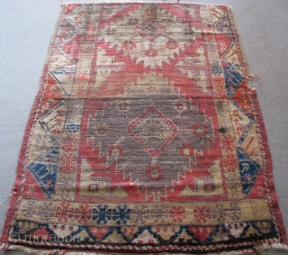 20th century fragment KONYA rug(central anatolia)
size : 149cm x 101cm,,4.88ft x 3.31ft.To visit my other collections, https://www.etsy.com/your/shops/KILIMSE
                