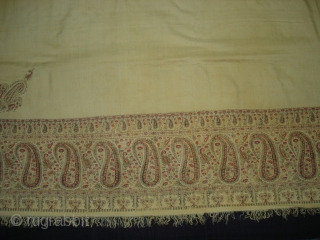 Highly Afgan or Sikh Period Jamawar Long Shawl From Kashmir, India.C.1750.Its Size is 130cmx320cm. Its condition is very good(DSC03848 New).

             