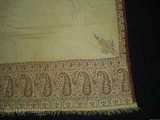 Highly Afgan or Sikh Period Jamawar Long Shawl From Kashmir, India.C.1750.Its Size is 130cmx320cm. Its condition is very good(DSC03848 New).

             