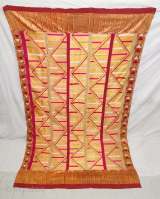 An Rare Sarpallu Phulkari From East(Punjab)India, India. Known As Sarpallu. Floss Silk on Hand Spun Khadi (Cotton) khaddar Cloth (DSC08774).             