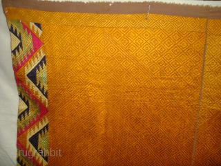 Phulkari From West(Pakistan)Punjab.India.known As Vari-Da-Bagh,Very Rare influence of Panch Rangi Lahariya Design Side Border(DSC00258 New).                  