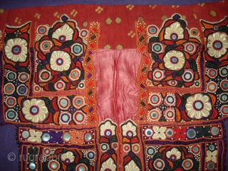 Embroidered Blouse-Front(Gaj)From Nindo Shehr,Sindh Provision of Pakistan. India.Green silk lined with cotton,silk embroidery with mirrors(DSC04140 New).                 