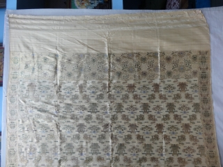 Chanderi Dupatta cotton and silk handwoven with real Zari threads,traditionally this Dupatta made in Chanderi, Madhya Pradesh, India. c.1900.Its size is 155cmX220cm(DSC01851 New).          