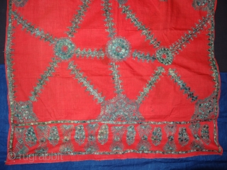 Abochhini Wedding Shawl from Sindh Region of Pakistan, India, Silk Embroidery on the Cotton, C.1900. Its size is 120cmX200cm(DSC02392).              