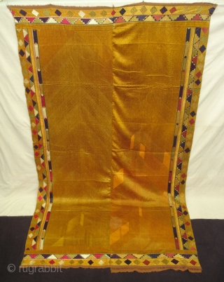 Phulkari From West(Pakistan)Punjab.India.known As Vari-Da-Bagh,Very Rare influence of Multi-colour Side border(DSC01065 New).                     