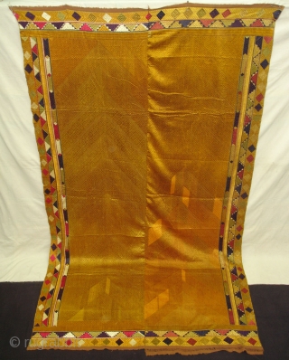 Phulkari From West(Pakistan)Punjab.India.known As Vari-Da-Bagh,Very Rare influence of Multi-colour Side border(DSC01065 New).                     