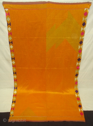 Phulkari From West(Pakistan)Punjab. India.known As Vari-Da-Bagh ,With Rare influence of Colour Change of Embroidery Threads with two Side Borders(DSC07072 New).             