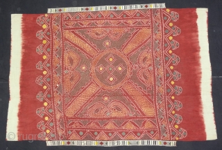 Single Bandh Tie and Dye Odhani From Shekhawati District of Rajasthan. India.Its Very rare Single Bandh Tie and Dye Odhani. Natural Colours On the Khadi Cotton.C.1900.Its size is 135CmX190cm(DSC04988).
    