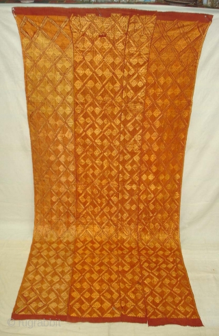 Phulkari From West(Pakistan)Punjab.India.known As Vari-Da-Bagh,very Rare influence of Different Design Vari-Da-Bagh(DSC08756 New).                     