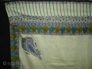 Dorukha Palledar shawl (Pashmina Wool)with Doranga Embroidery From Bengal, India.C.1870.Its size is 130cmX315cm. Good condition(DSC05467 New).                 