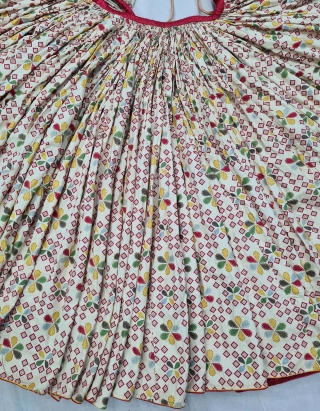 An  Very Rare Ghaghara (Skirt) Imitation Tie and Dye Manchester Print. Printed On the Cotton, From Manchester England, For the Indian Market. India. c.1850-1870. Its size is L-75cm, Circle about 30 Meters  ...