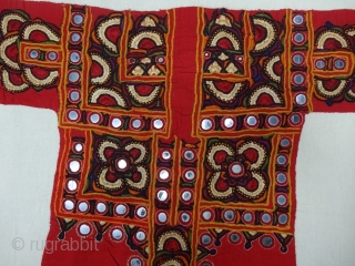 Embroidered Blouse-Front(Gaj)From Chetiari Sanghar,Morana, Sindh Provision of Pakistan. India.Cotton lined, Cotton and silk embroidery and mirrors(DSC0644).                 