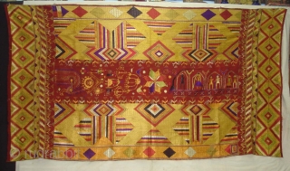 Phulkari From East(India)Punjab India.Known as Sar Pallu Phulkari. Showing the Folk Culture of Punjab.C.1900. Its Size is 128cmX230cm(DSC03935 New).              