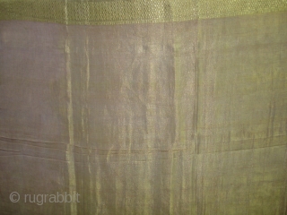 Dupatta Zari brocade(Real Gold) from Varanasi,Uttar Pradesh India.Made to order for some Royal Family of Rajasthan.Circa 1900.Condition is very nice. Its size is 178cm x 250cm(DSC04460 New).      